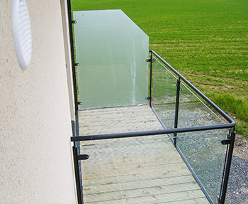 1452005244Balcony2