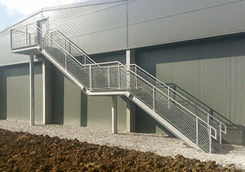 1452005244stairs